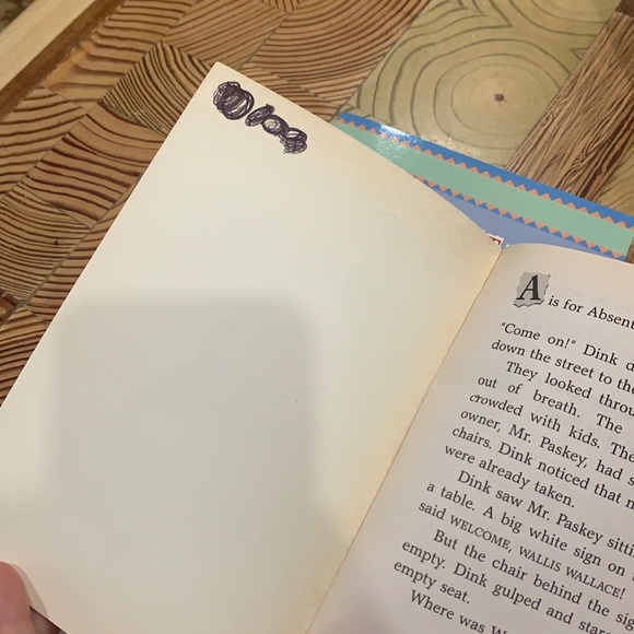 A To Z Mysteries 7 Books - Picture 4 of 4